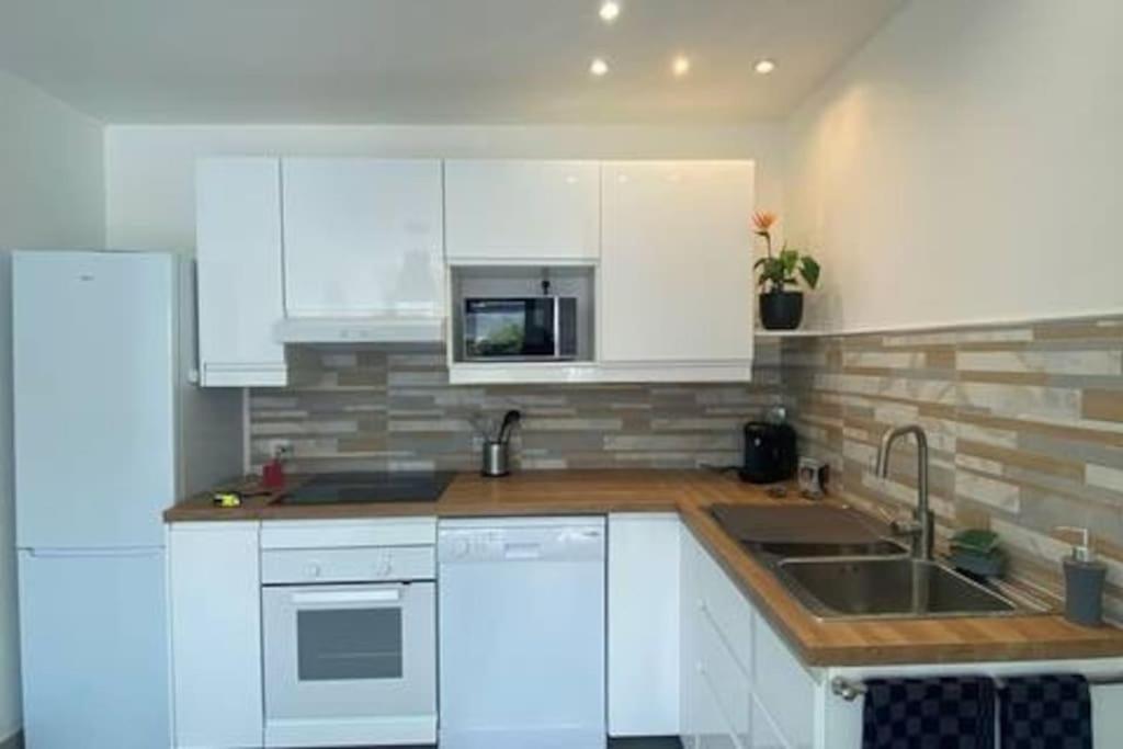 Gite A Louer 70 M2 La Chapelle-sur-Loire Exterior foto