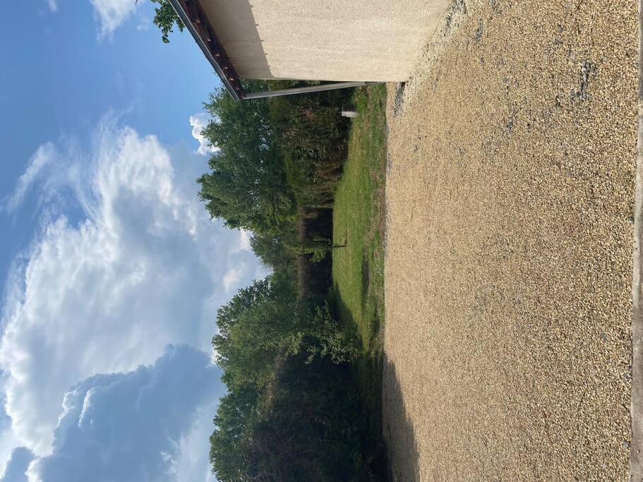 Gite A Louer 70 M2 La Chapelle-sur-Loire Exterior foto